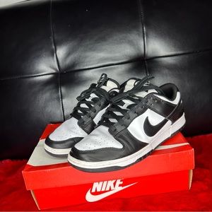 NIKE DUNK LOW [ PANDA )